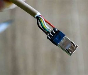 Sambungkan Kabel Data Usb